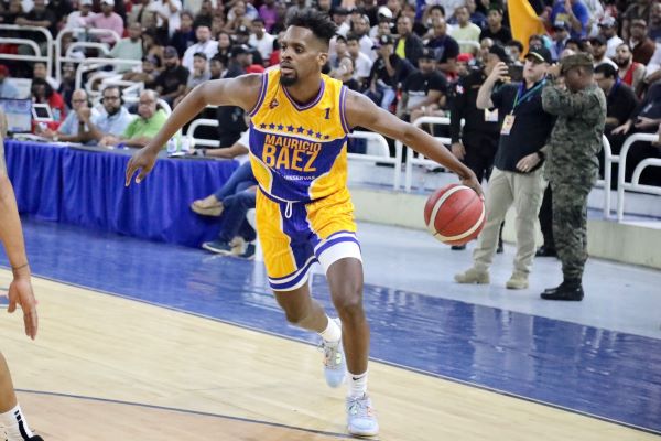 mauricio baez basketball dn