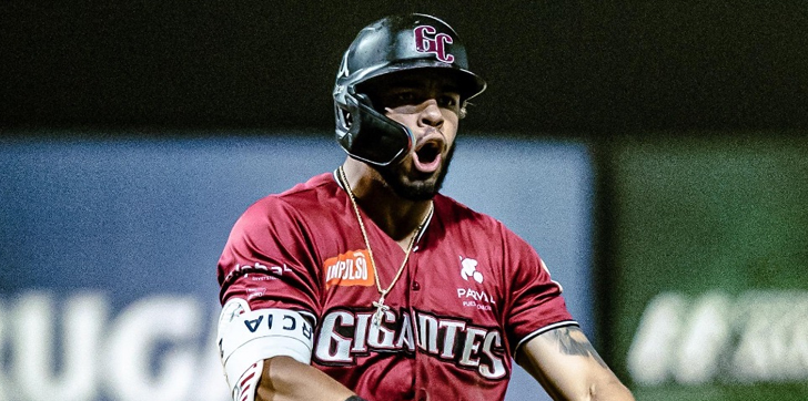 Luis García Jr gigantes