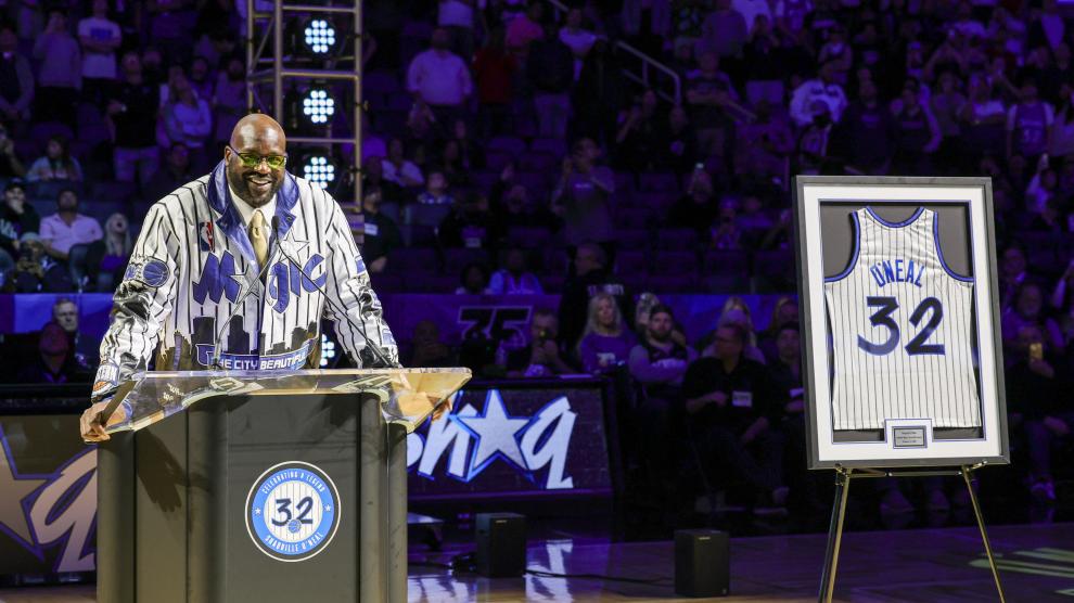 Magic retiran la camiseta de Shaquille O'Neal