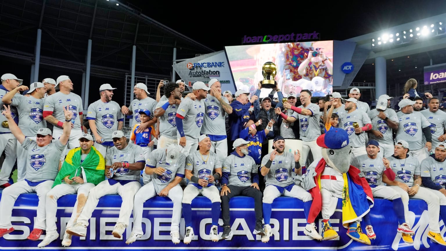 Tiburones de la guaira Campeones de la SC 2024