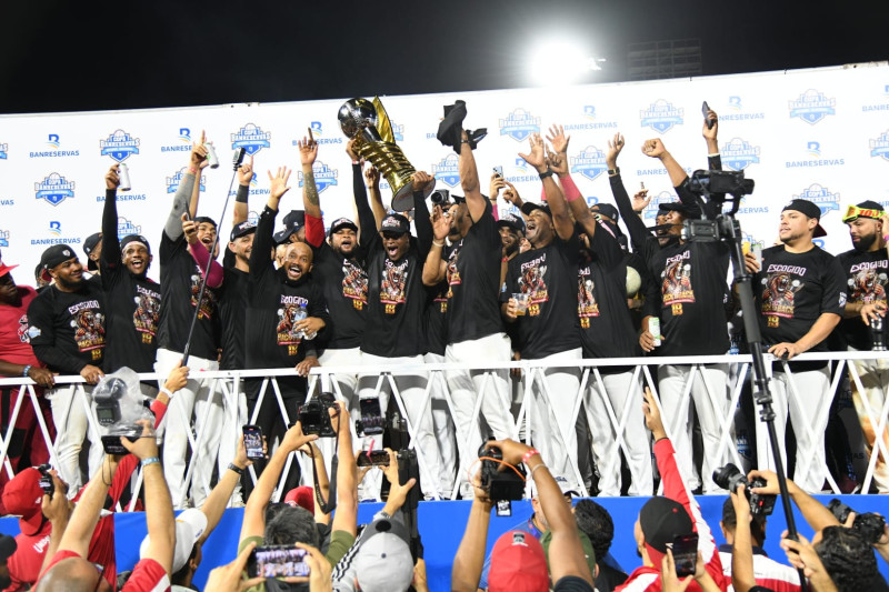 Leones despachan a Toros 27 enero
