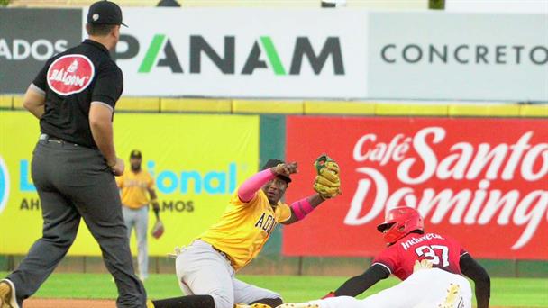 aguilas vs escogido