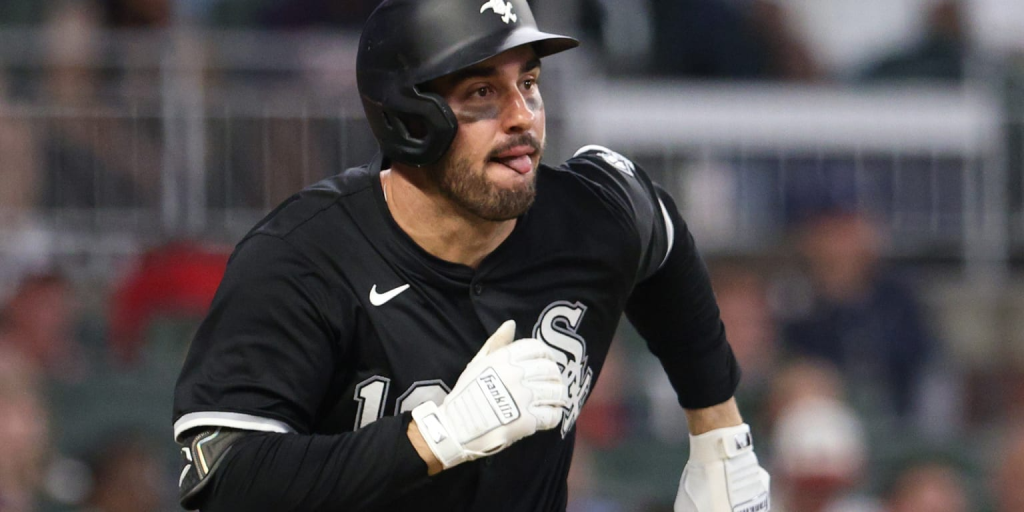 Mike Tauchman