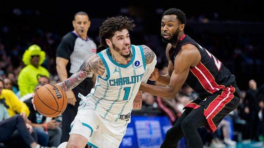 Hornets vs Heat